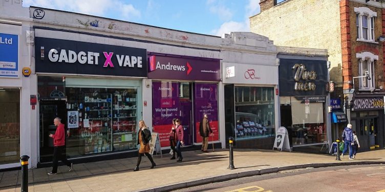170 Putney High Street – Shop to Let 170 Putney High Street - Shop to Let